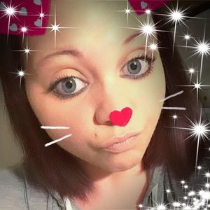 Meet your Posher, Aprille